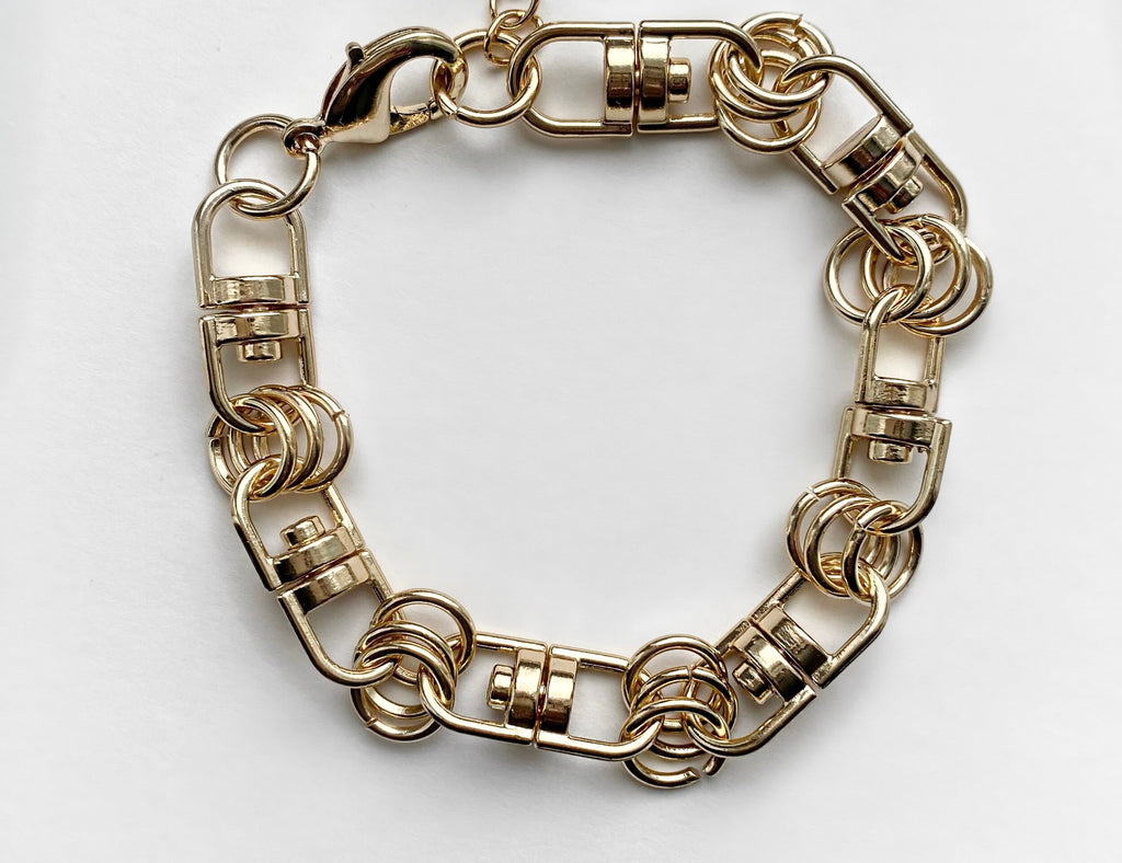 Chain-ge for the Better Bracelet